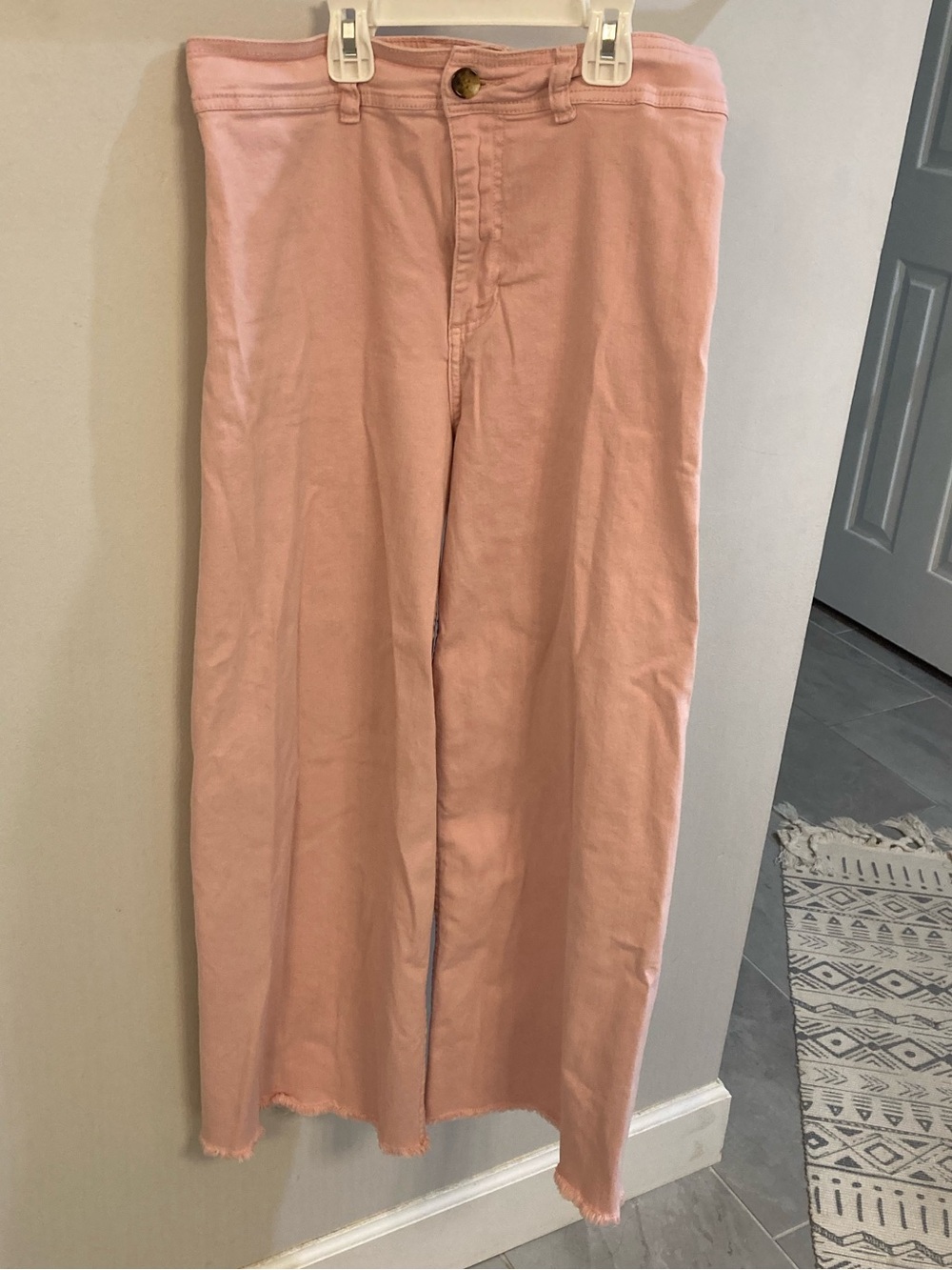 Billabong Pink Wide Leg High Cropped Raw Hem Jeans High waisted Sz 29